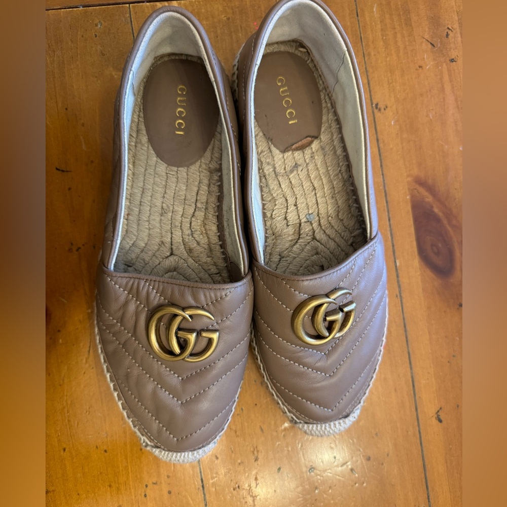 GUCCI espadrilles. 37.5 porcelain rose.